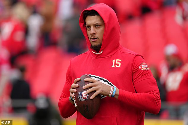 Patrick Mahomes during a tough stretch as the Chiefs face playoff jeopardy