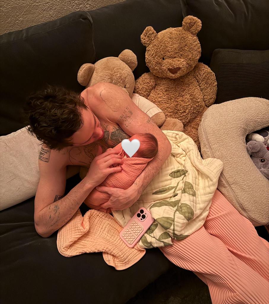 Jennifer Aniston Goes Instagram-Official With Jim Curtis, ‘My Love’