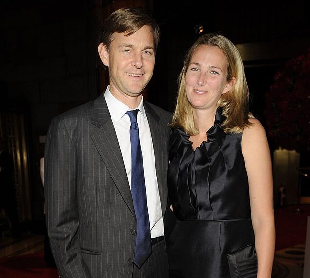 Jennifer Aniston Goes Instagram-Official With Jim Curtis, ‘My Love’
