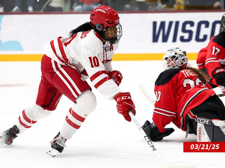 Laila Edwards on the ice during a game.