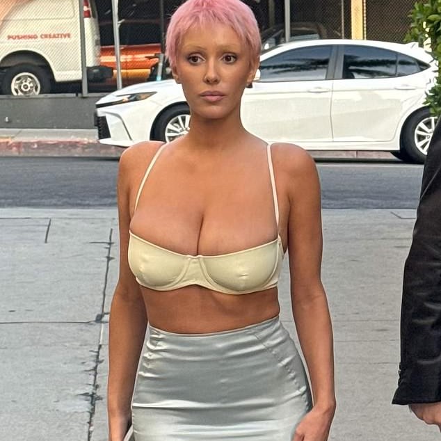 Kanye West's wife Bianca Censori, 31, showed off a major hair transformation while stepping out in Los Angeles on Wednesday - Daily Mail US