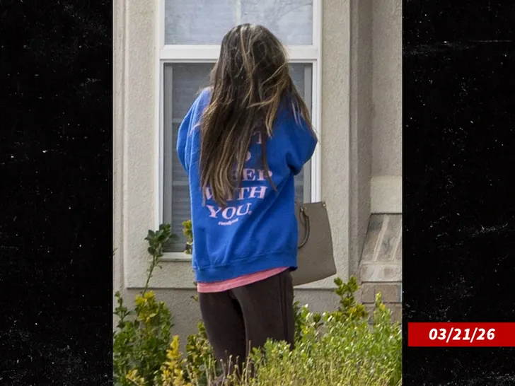 Taylor Frankie Paul in Utah wearing a Nodpod crewneck printed 'Can't wait to sleep with you' (Backgrid)