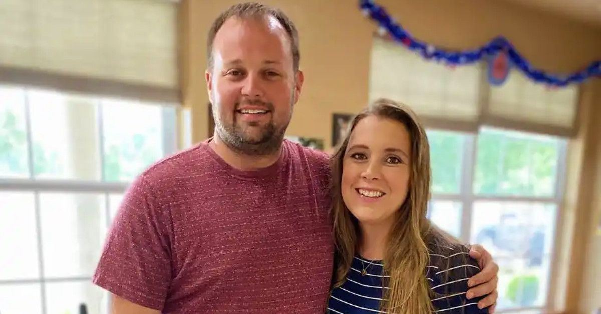 josh duggar and wife anna 2079055234