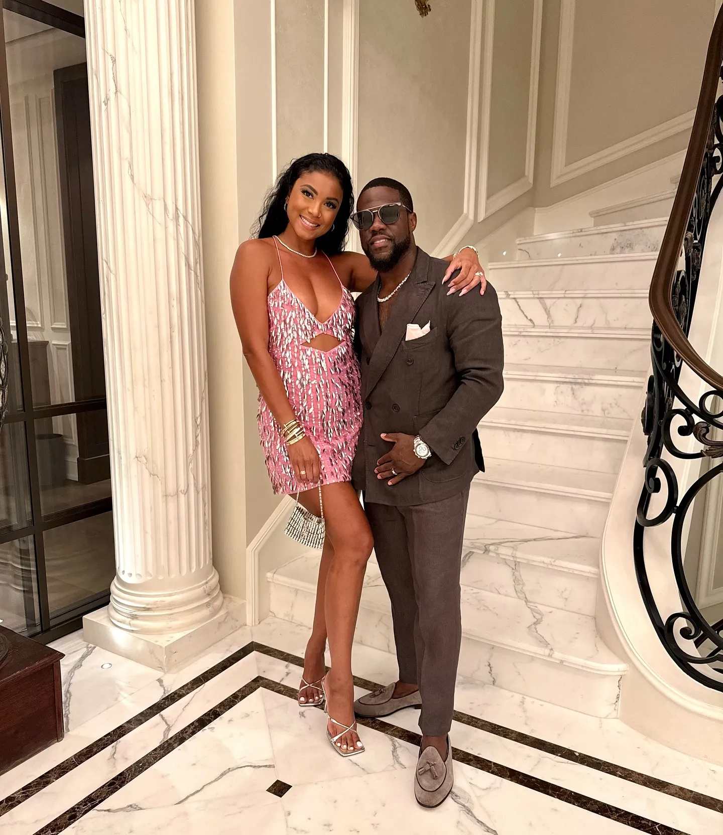 Kevin Hart and Eniko Hart posing together in 2016.