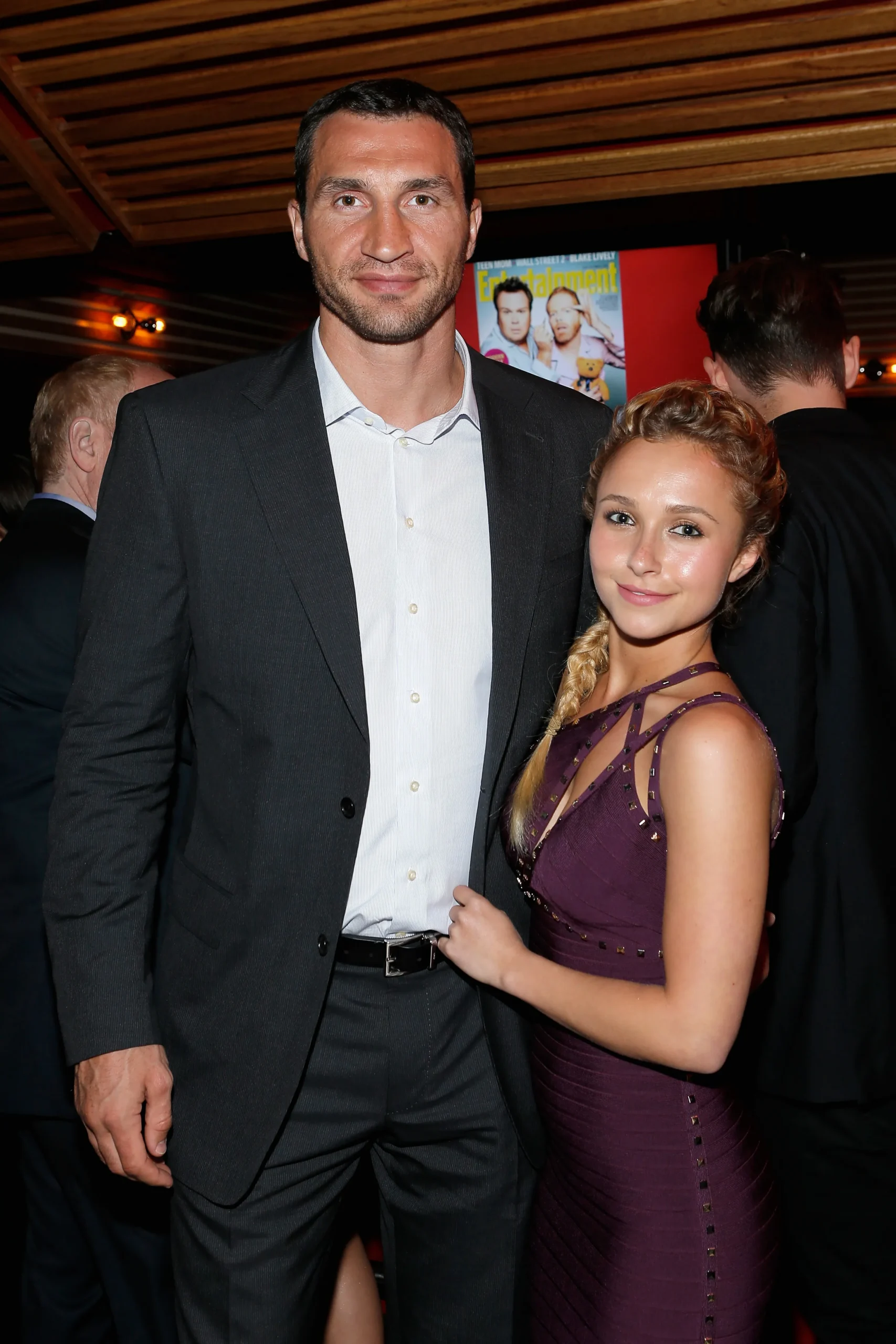 Wladimir Klitschko and Hayden Panettiere posing together at an event.